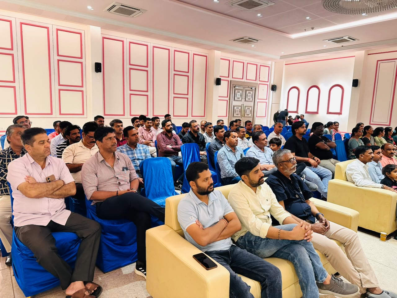 કચ્છ પંચાયત ત્રીજા વર્ગ કર્મચારી મંડળની સામાન્ય સભા યોજાઈ,કચ્છ પંચાયત ત્રીજા વર્ગ કર્મચારી મંડળ હવે બન્યું ડિજિટલ